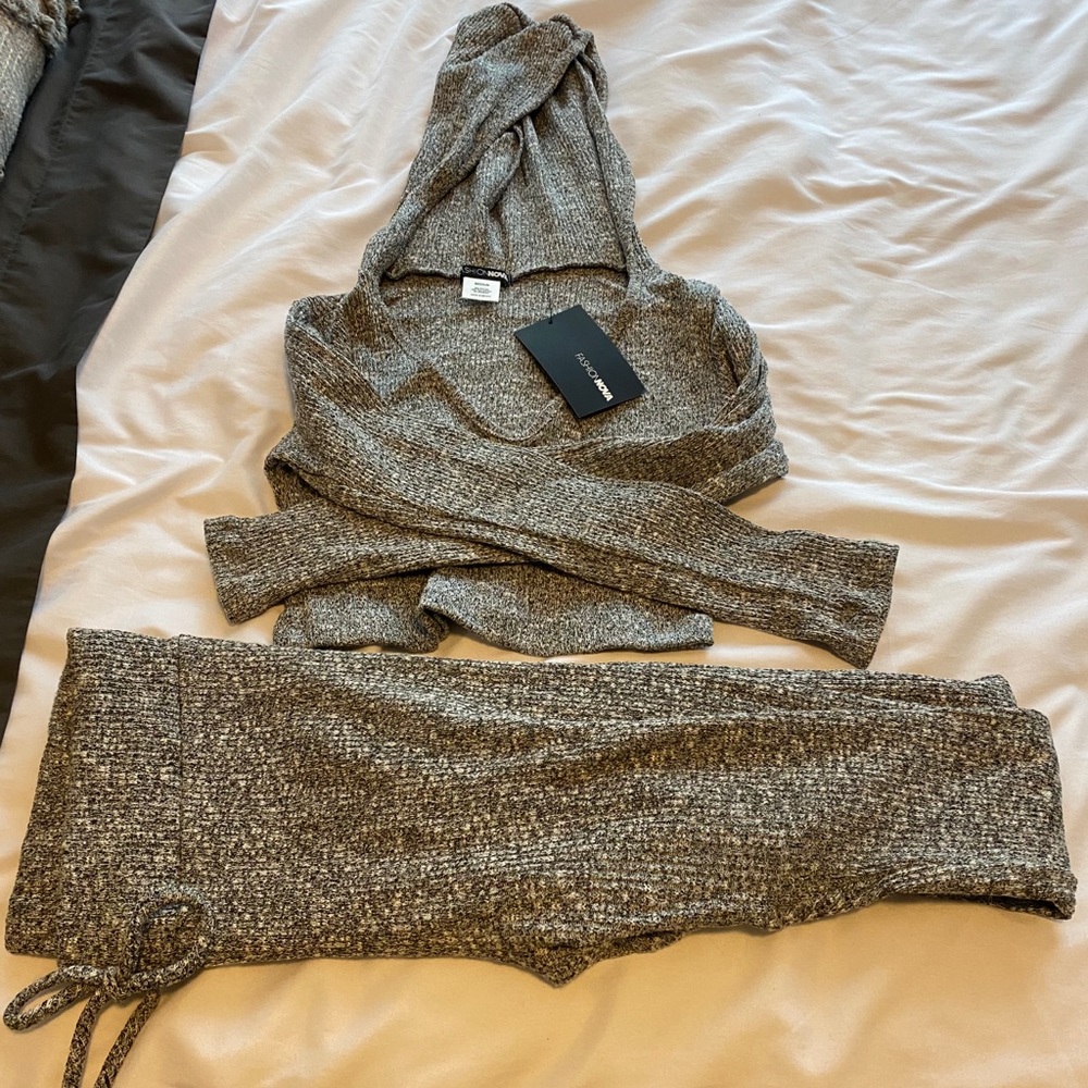 Lounge Fashion Nova set